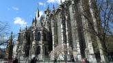 Der Aachener Dom besteht aus Teilen verschiedener Stilepochen.